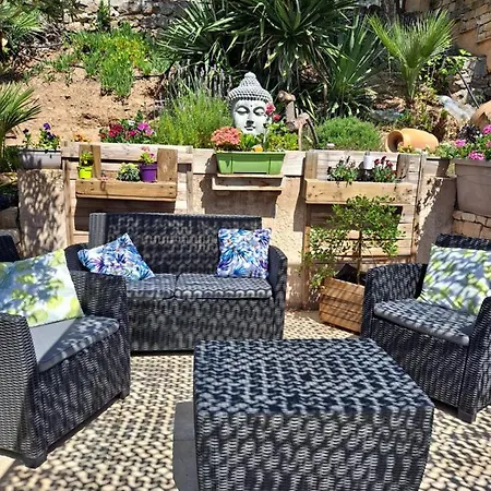 Boudha Apartment Roquebrune-sur-Argens